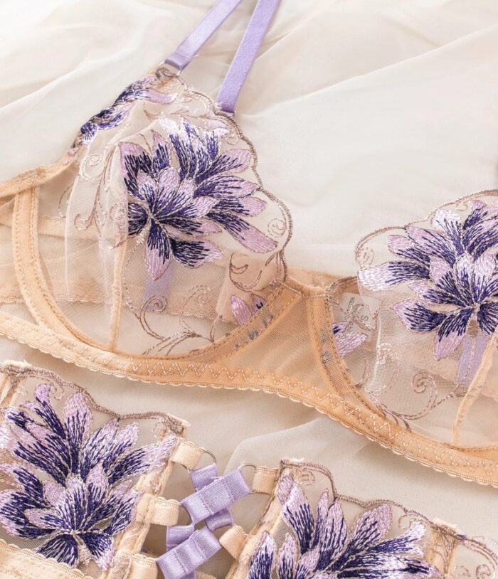 Infinite Love Lace 4 Piece Set
